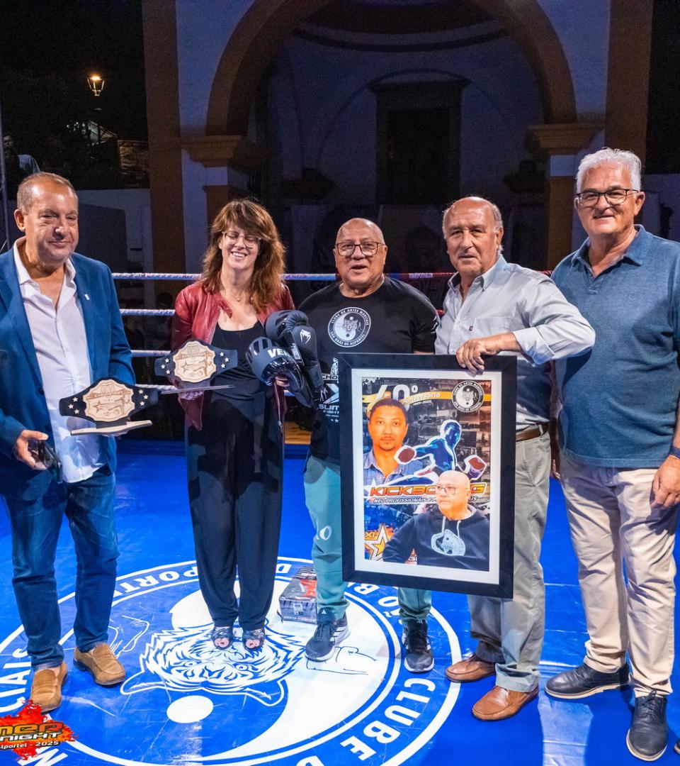 Homenagem aos 40 anos de Rui Oliveira pela dedicação às Artes Marciais
